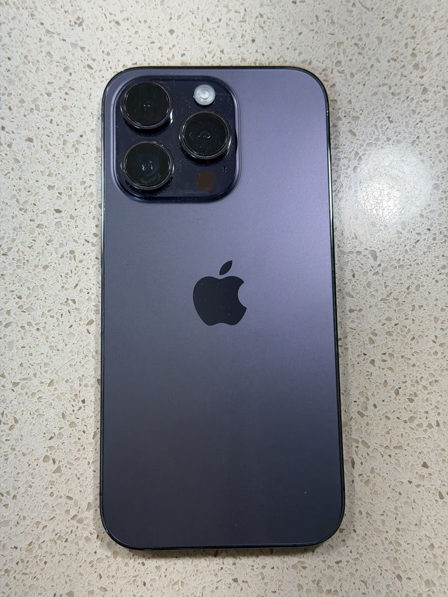 iPhone 14 Pro. Unlocked