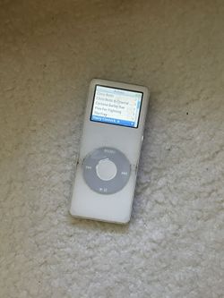 Apple iPod 2GB A1137 Music Player - Includes Songs