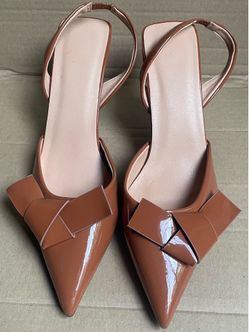 Brown Pointed toe Slingback Heels Shoes In Excellent Shape Size 39