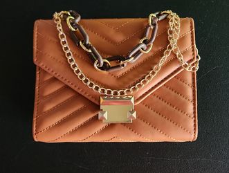 Tan Chevron Crossbody