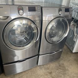 SAMSUNG WASHER AND DRYER 