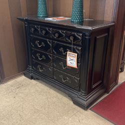 Lexington TV cabinet 788 brand new