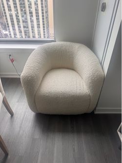 Ivory Lounge Chair
