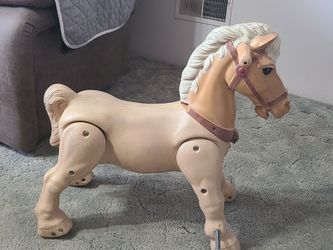 1967 vintage galloping horse