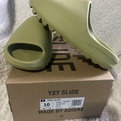 ADIDAS YEESY SLIDE  SIZE 10 FOR MENS