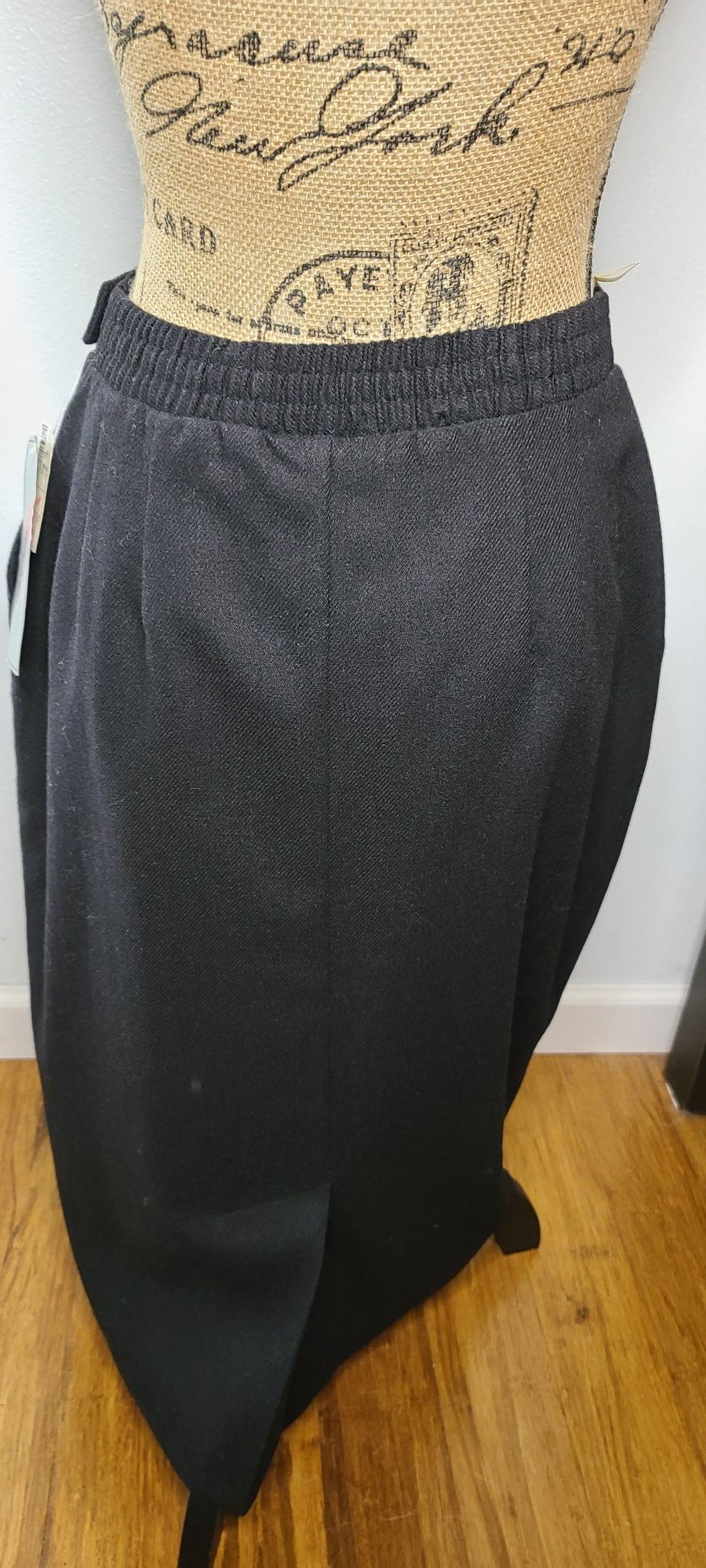 New With Tags Vintage TAN JAY Wool Blend Size 12 From the Bon Marche