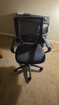 Office desk and chair