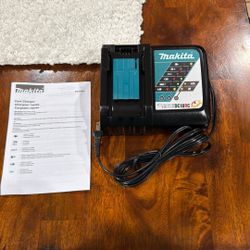Makita Rapid Charger New $40 LAST PRICE NOT OFFERS PLEASE 