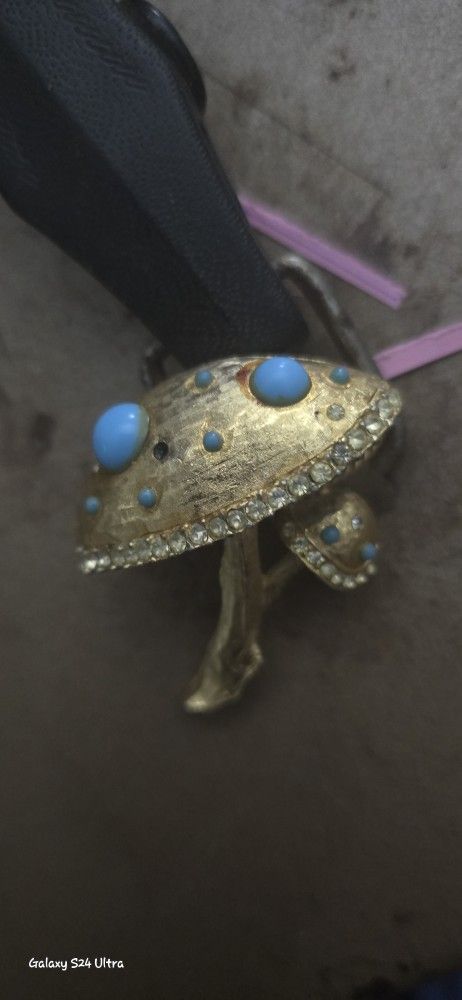 Capri Enamel Double Mushroom Pin Brooch