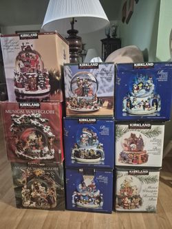 Kirkland Snow Globes