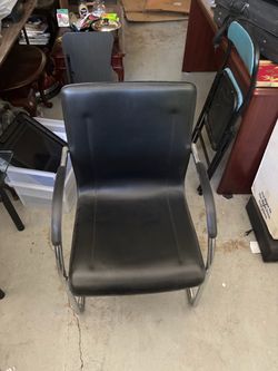 4 Chairs