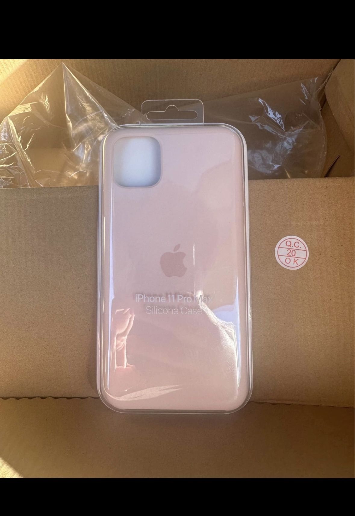 Genuine Apple iPhone 11 Pro Max Silicone Case Pink Sand