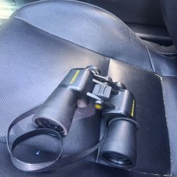 Binoculars 