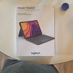 iPad 4th, and 5th Gen Keyboard Case