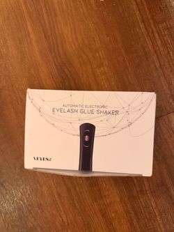 eyelash glue shaker