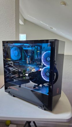 Custom gaming pc, i7 32GB DDR4