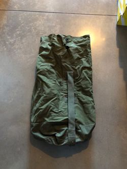 Army duffle bag