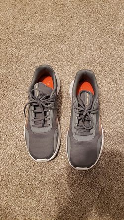 Reebok womans running shoes 8 1/2