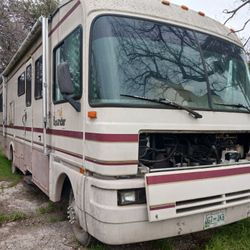 1994 Fleetwood Bounder Motorhome