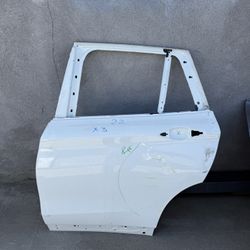 2022 Bmw X3 Left Rear Door