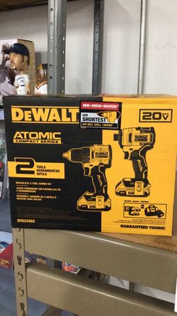 Dewalt 20v Atomic Compact Series Tool Kit Drill & Impact Driver 2 batteries Charger and bag