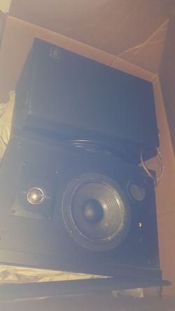 Set of used jbl speakers and receiver for sale