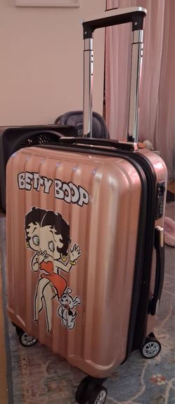 Suit case to travel