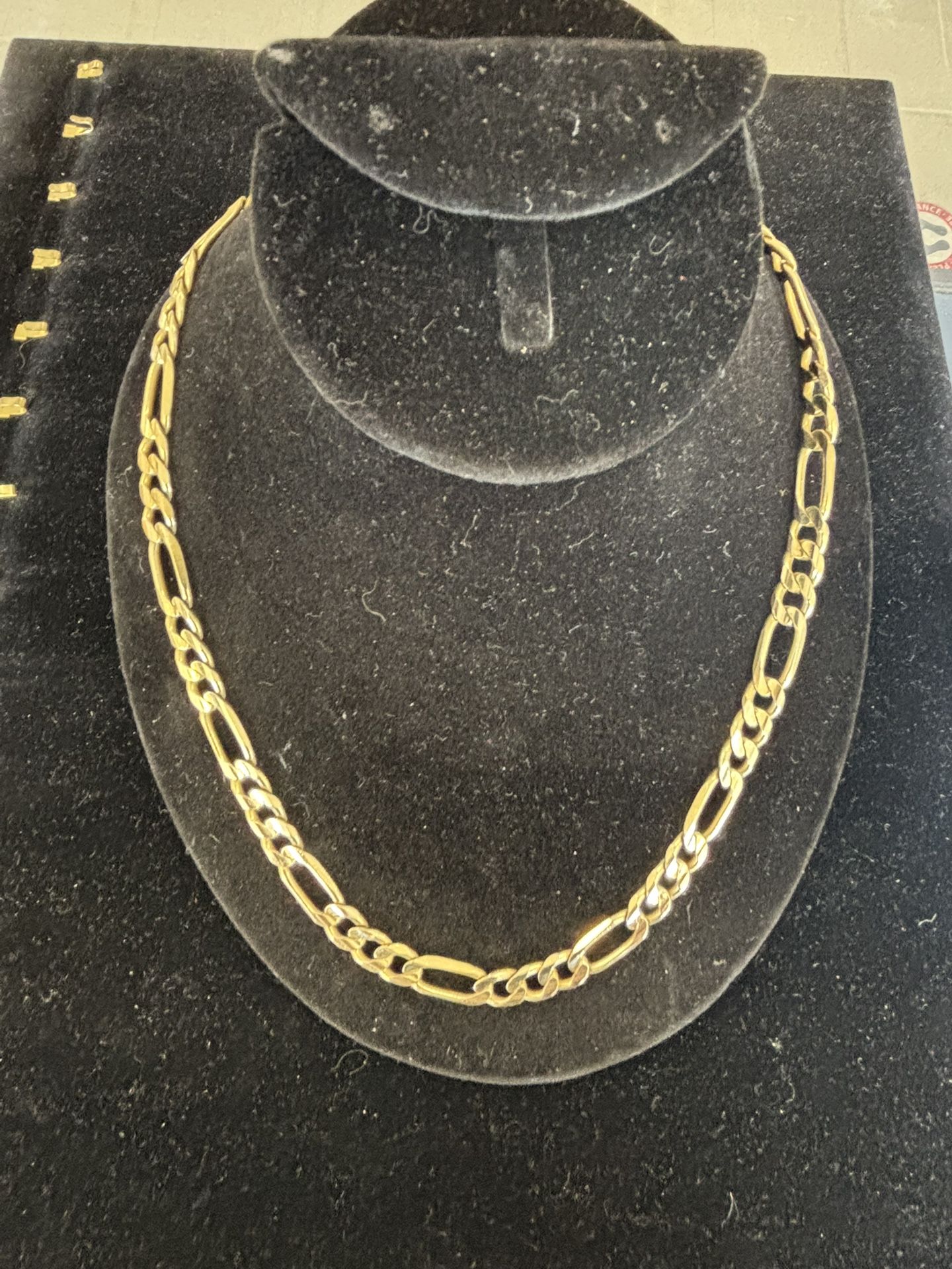 Figaro 14kt Gold chain 