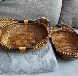 Set of 2 solid heavy duty baskets