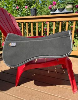 Invictus Half Pad
