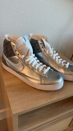Nike Blazer- Silver Size 10.5