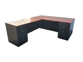 NATIONAL EXECUTIVE L-SHAPE OFFICE DESK $350 (GOOD CONDITION)