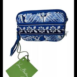 Vera Bradley New Tech Case Wristlet Flash Drive Cosmetic Flower Blue Lagoon  New 