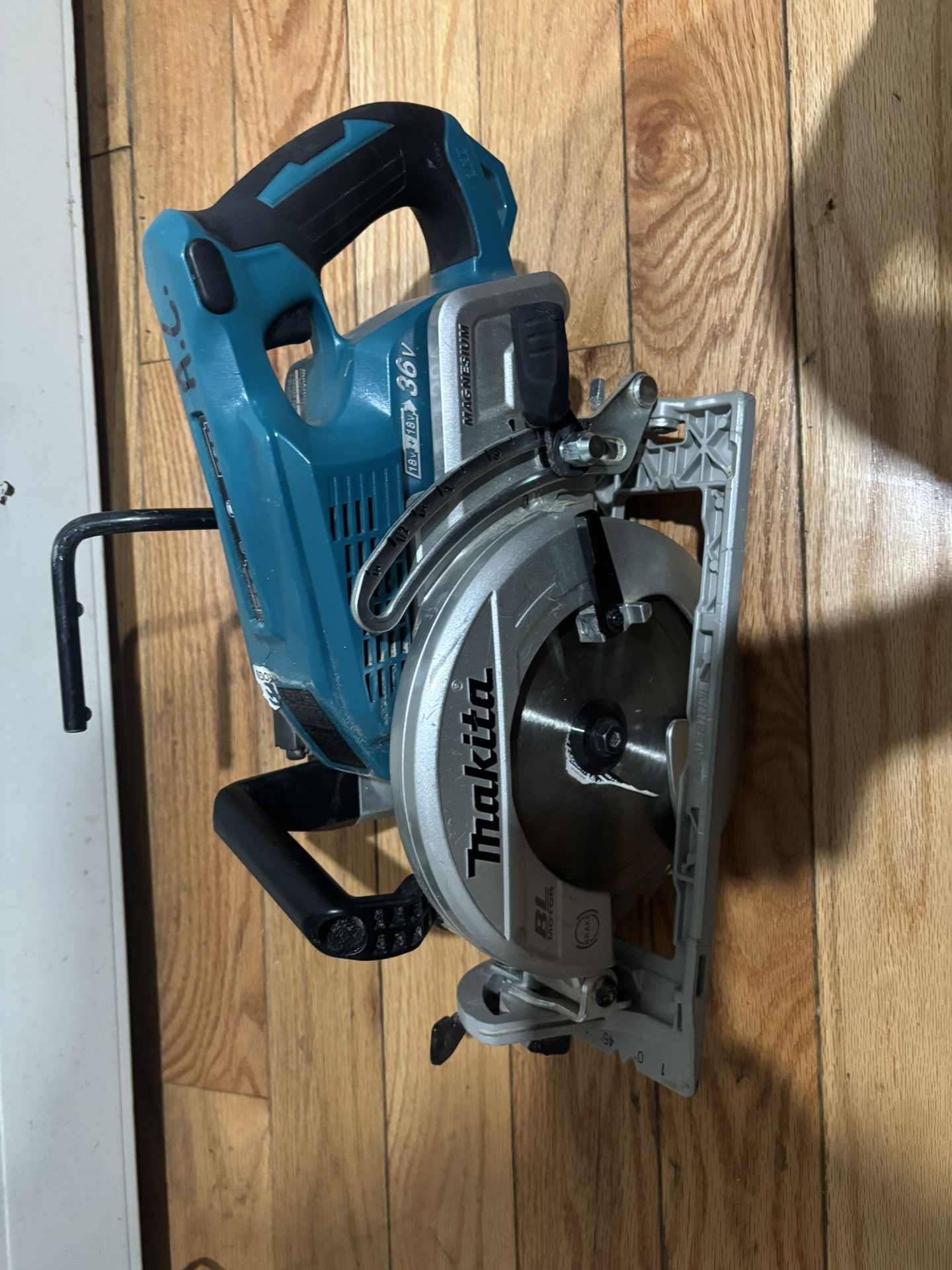 Makita 18v Circular Saw