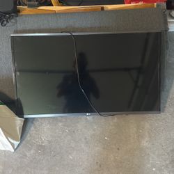 LG 40” LED Tv
