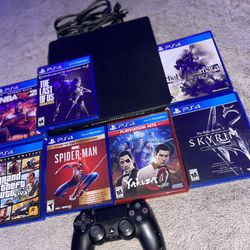 BEAUTIFUL!! PS4 + 7 Games And 1 Controller 