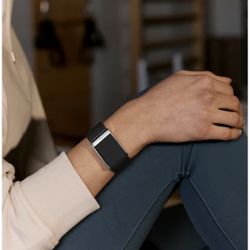 WHOOP 5.0/MG Activity Tracker - 12 Month Membership - Health and Fitness Wearable – 24/7 Activity and Sleep Tracker, AI Coach, Menstrual Cycle Insight