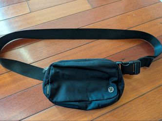 lululemon waist pouch everywhere belt bag black, like new