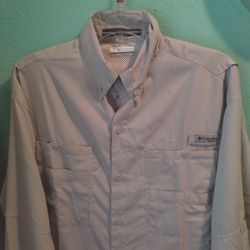 Columbia Light Grey Long Sleeve Shirt..Size Med Men's..Very Light Weight...Brand New Never Worn