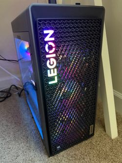 Legion 7i Ultra 9 RTX 5090 gaming PC