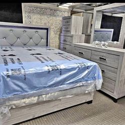 Hottest sale! Complete bedroom set on sale for lowest price ever!!