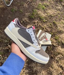 Travis Scott Reverse Mocha Jordan 1 low Brown Nike Shoe