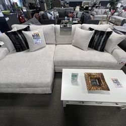 Beige Sofa Chaise 🤩💛