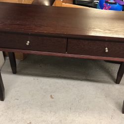 44”wx15”dx31”h Good condition table