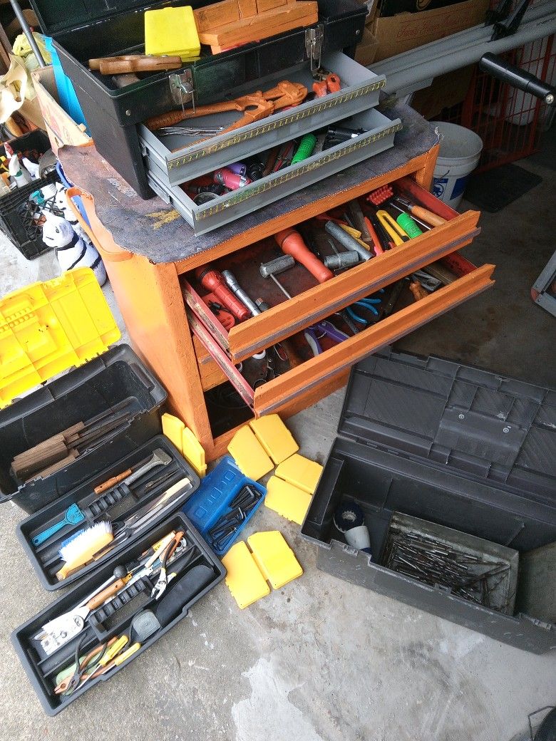 Tool Boxes With Tools All For $100
