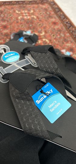 Men’s Flip Flops on Clearance🔥 Brand New. Size 9-10