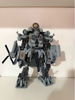 Transformers studio series grindor
