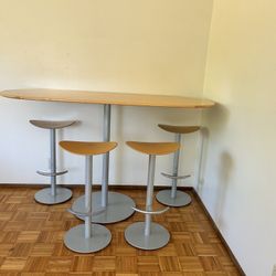 Bar Height Table with Stools