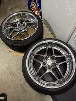 Blitz BRW03’s 18” Pair 5x114.3 