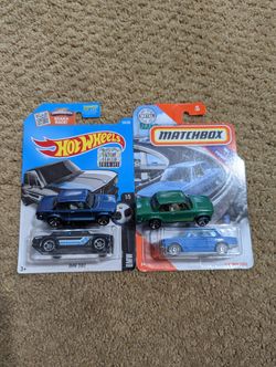 BMW 2002 Hot Wheels Matchbox 